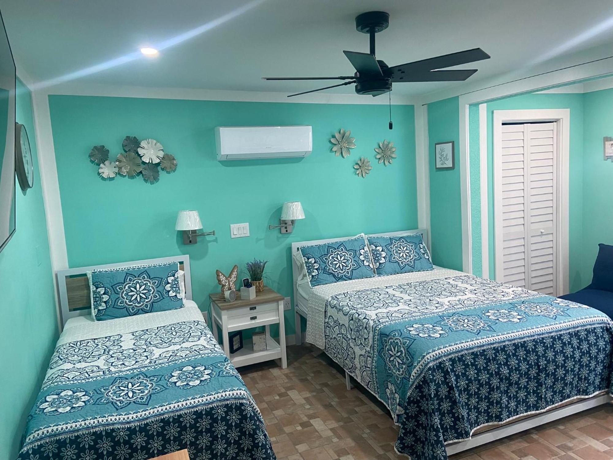 Beautiful And Comfortable Rom Apt # 2 แทมปา ภายนอก รูปภาพ